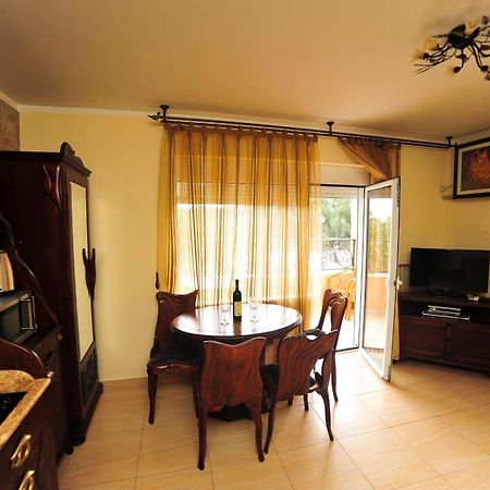 Villa Dolphin Apartments Petrovazzo Camera foto