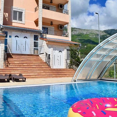 Villa Dolphin Apartments Petrovazzo Esterno foto