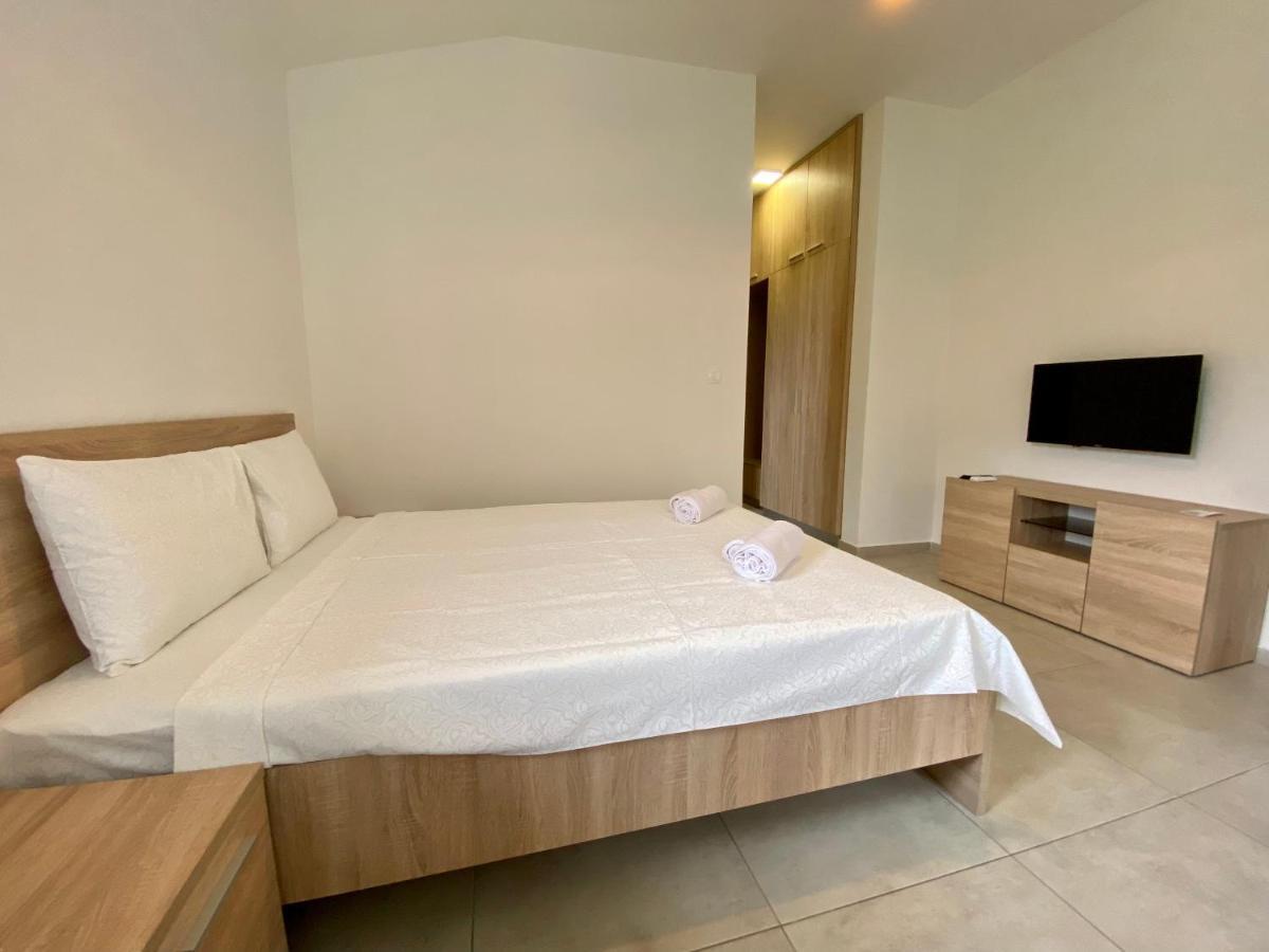 Villa Dolphin Apartments Petrovazzo Esterno foto