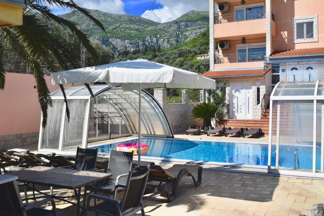 Villa Dolphin Apartments Petrovazzo Esterno foto